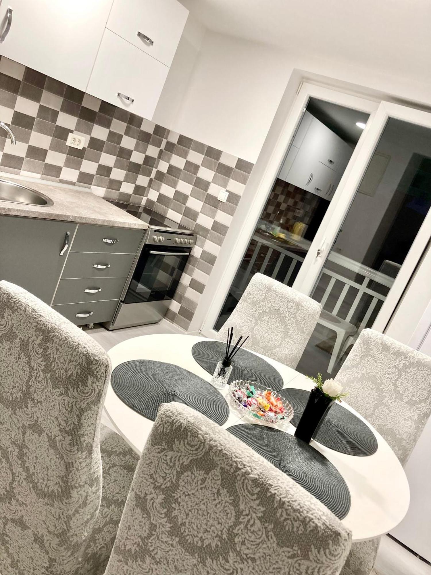 Aine Apartman - Old Bridge Мостар Экстерьер фото
